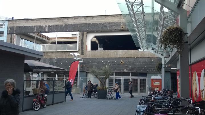 winkelcentrum boven 't y amsterdam noord buikslotermeerplein 123