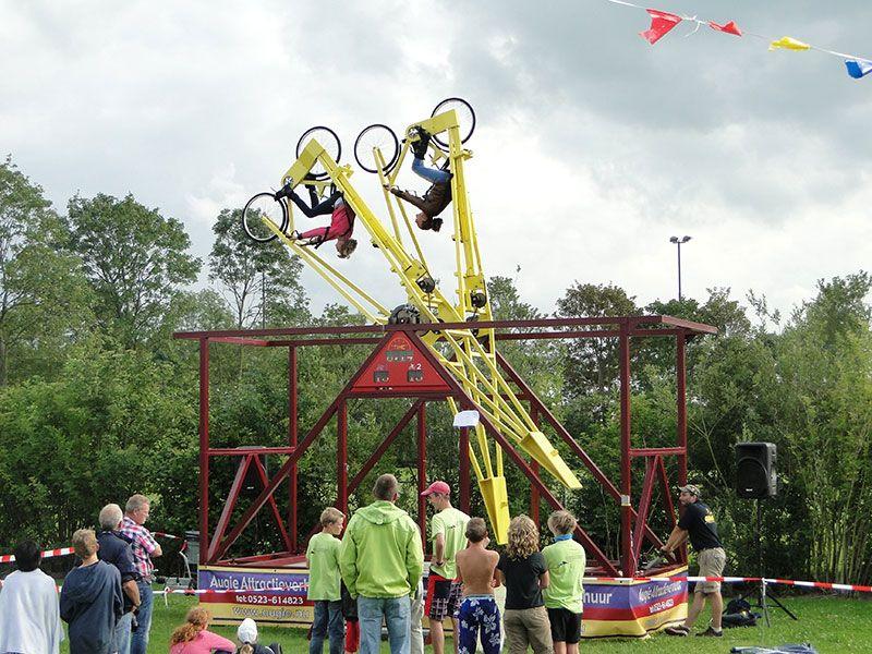 Looping Bikes