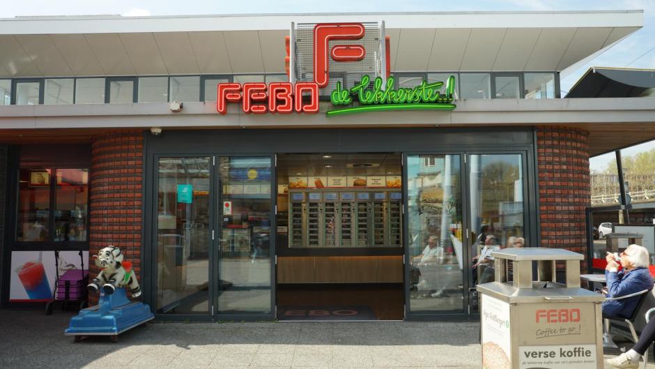 Ijs-Co Febo winkelcentrum boven 't y amsterdam noord buikslotermeerplein