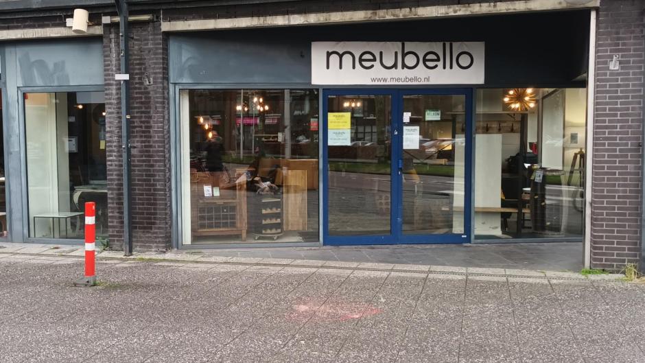 Meubello - Boven 't Y winkelcentrum amsterdam noord Buikslotermeerplein